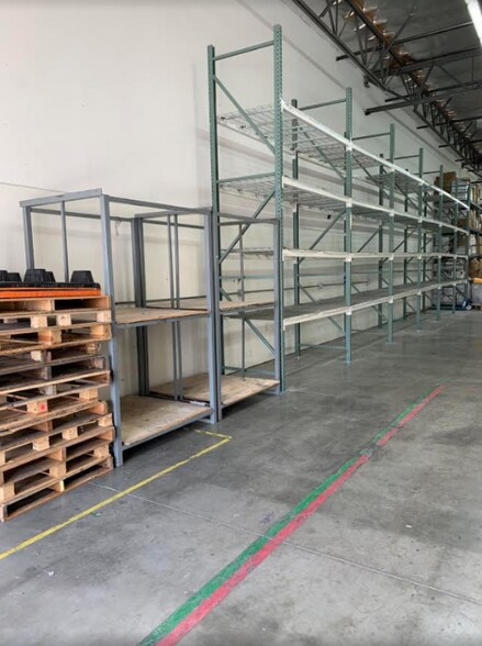 More Photos Of 8721 Aviation Blvd, Inglewood Manufacturing For Lease