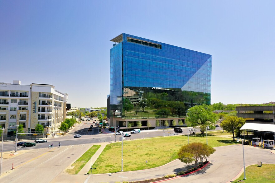 More Photos Of 401 S 1st St, Austin Office For Sale