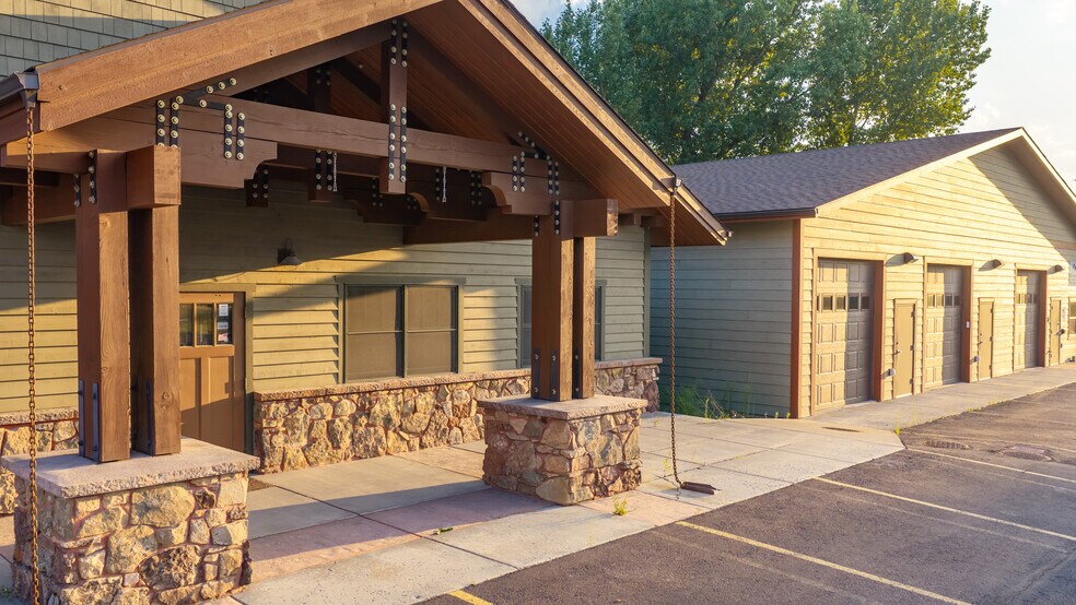 More Photos Of 102 Cooperative Way, Kalispell Office For Sale