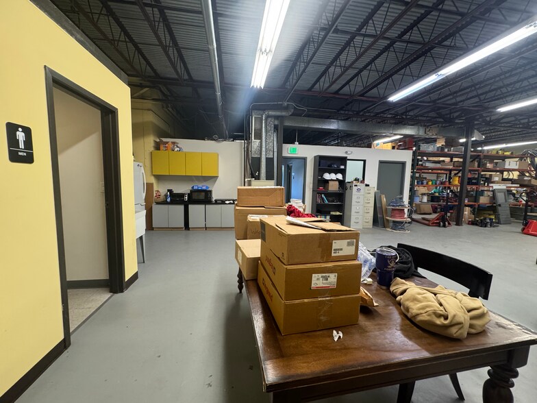 More Photos Of 155 New Boston St, Woburn Light Distribution For Lease
