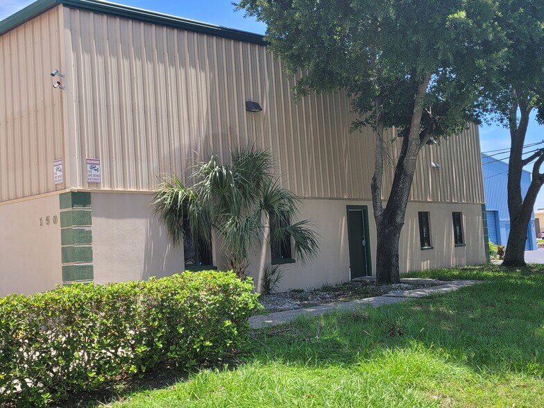 More Photos Of 150 Stevens Ave, Oldsmar Warehouse For Lease