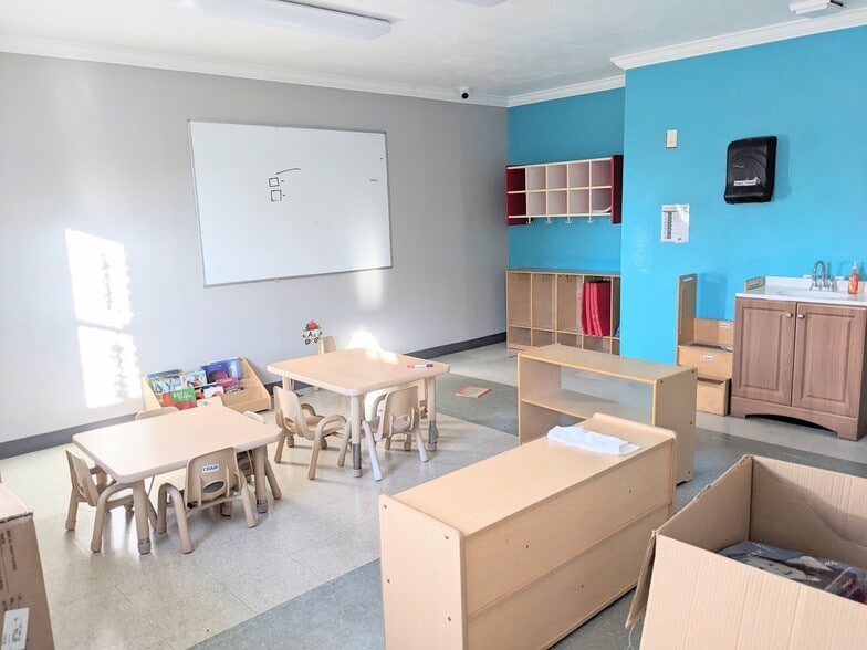 More Photos Of 3605 Amos st st, Houston General Retail For Lease