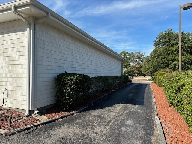 More Photos Of 790 Sunset Blvd, Sunset Beach Office For Lease