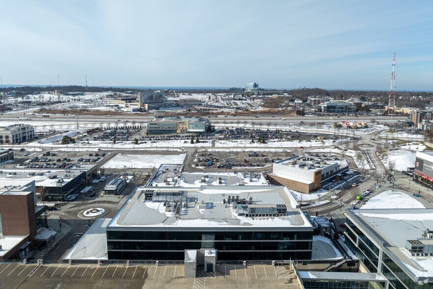 More Photos Of 200 Park Ave, Beachwood Office For Lease