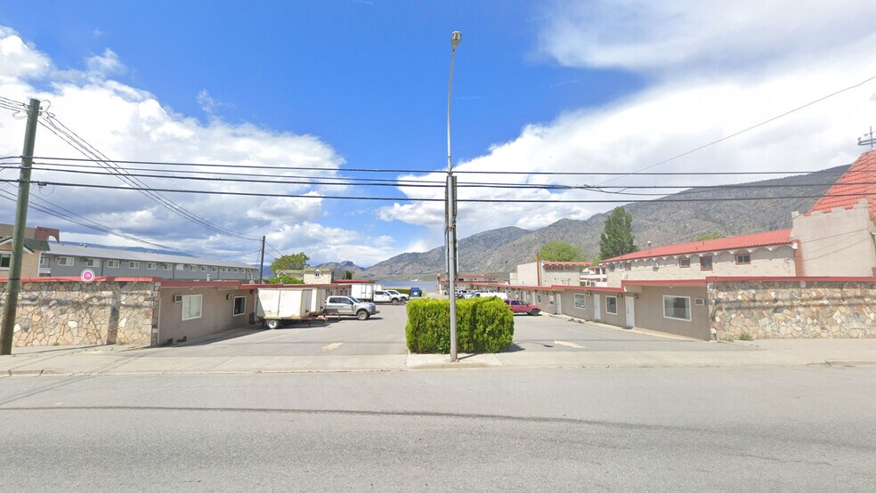 More Photos Of 7106 Main St, Osoyoos Hotel For Sale