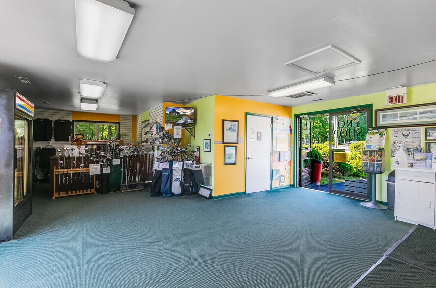 More Photos Of 5075 Crain Hwy, La Plata Golf Course Driving Range For Sale