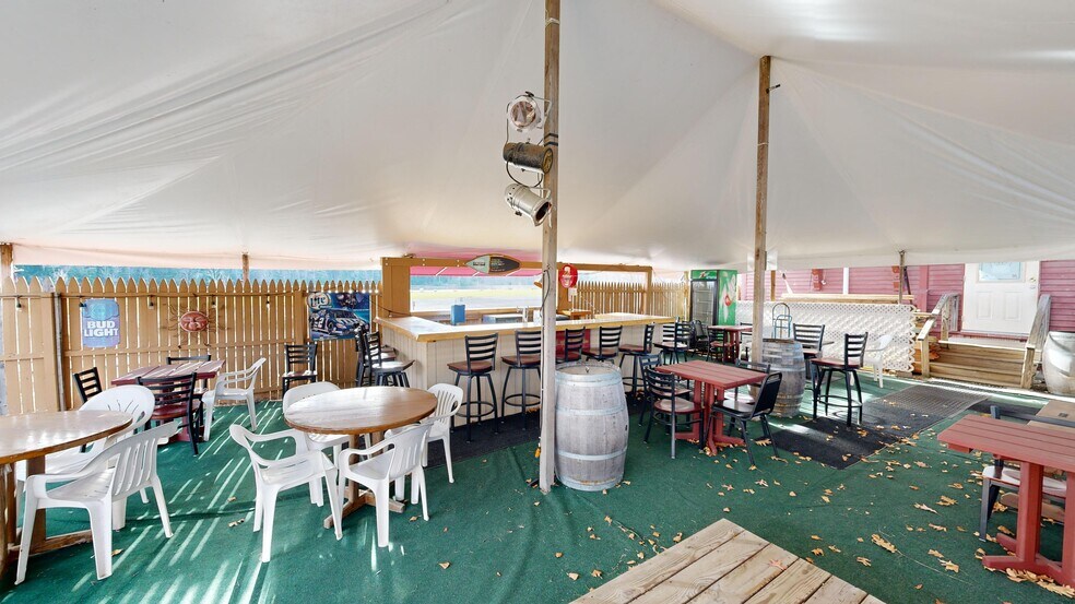 More Photos Of 695 Lisbon St, Lisbon Restaurant For Sale