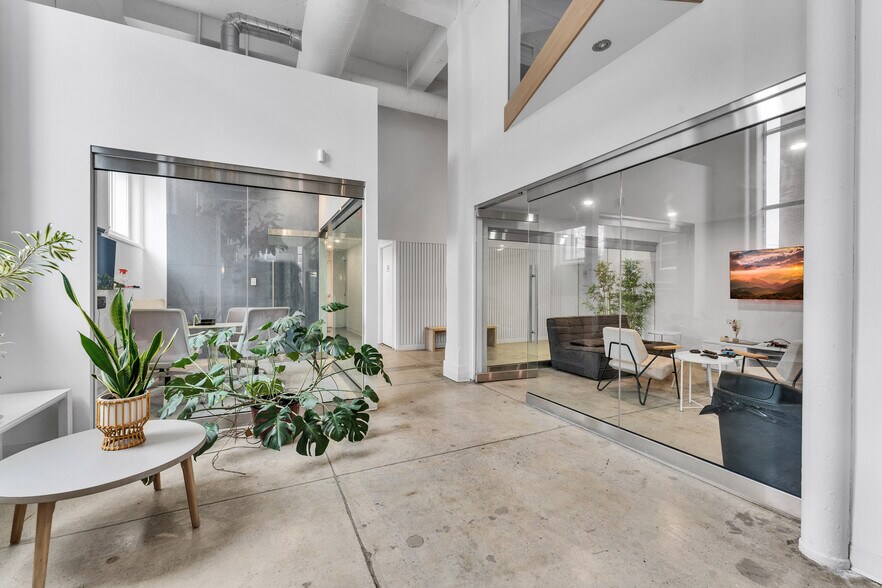 More Photos Of 43-45 Eccles St, Ottawa Office For Sale