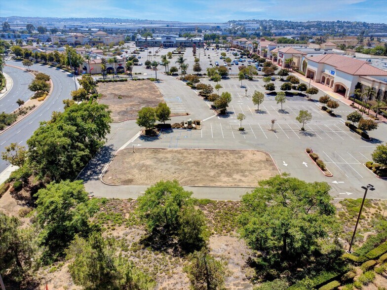 More Photos Of Canyon Springs Parkway, Riverside Land For Lease
