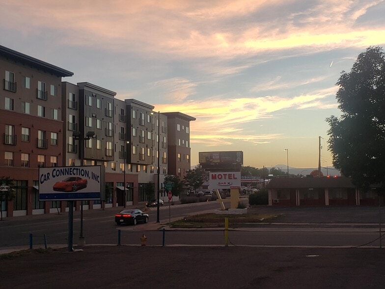 More Photos Of 4939 W Colfax Ave, Denver Land For Lease