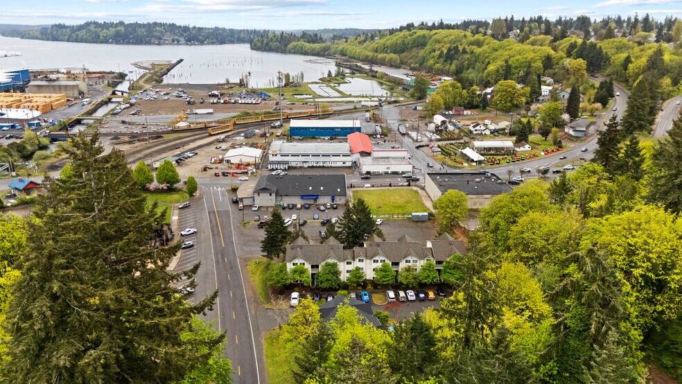 More Photos Of 215 Turner Ave, Shelton Apartments For Sale