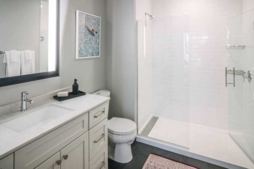 More Photos Of 2550 Detroit Ave, Cleveland Apartments For Lease