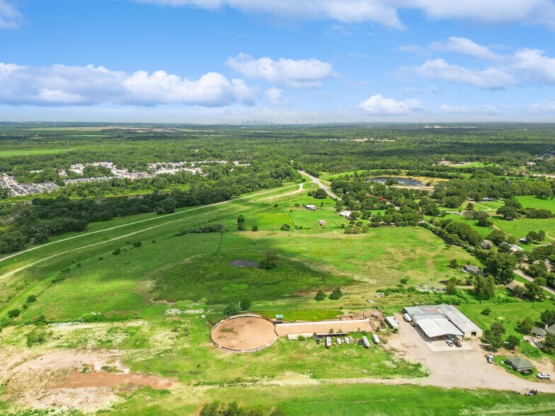 More Photos Of 3131 Middlefield Rd, Dallas Land For Sale