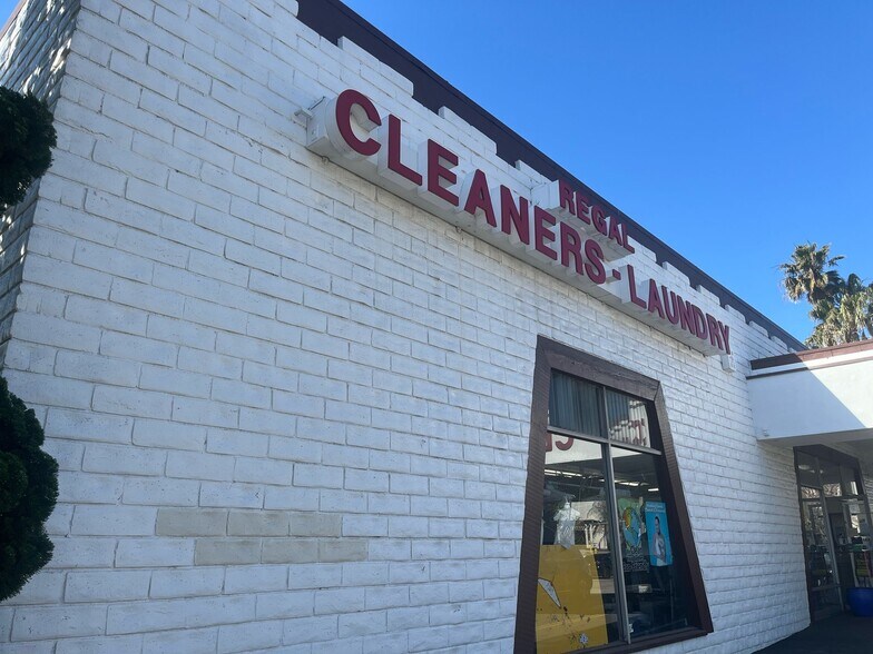 More Photos Of 881 Via de la Paz, Pacific Palisades Freestanding For Lease