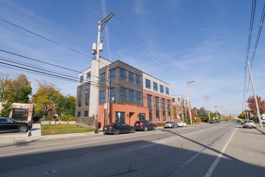 More Photos Of 893-901 N 4th St, Columbus Office Residential For Sale
