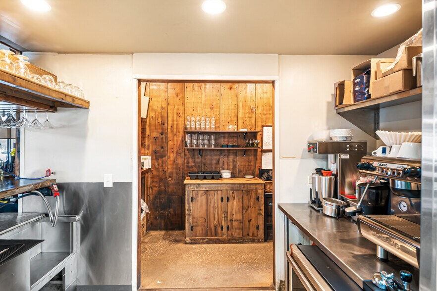 More Photos Of 40W188 Campton Crossings Dr, St Charles Restaurant For Sale