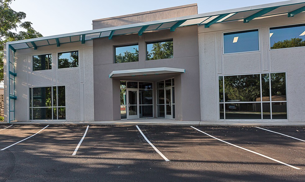 More Photos Of 608 Morrow St, Austin Office For Lease