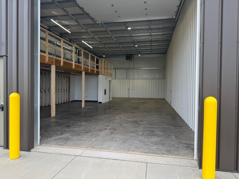 More Photos Of 2053 17 1/2 Ave, Rice Lake Self Storage For Lease