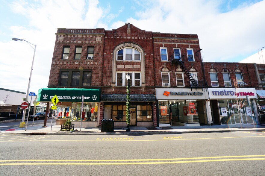 More Photos Of 215 Main St, Hackensack Storefront Retail Residential For Lease