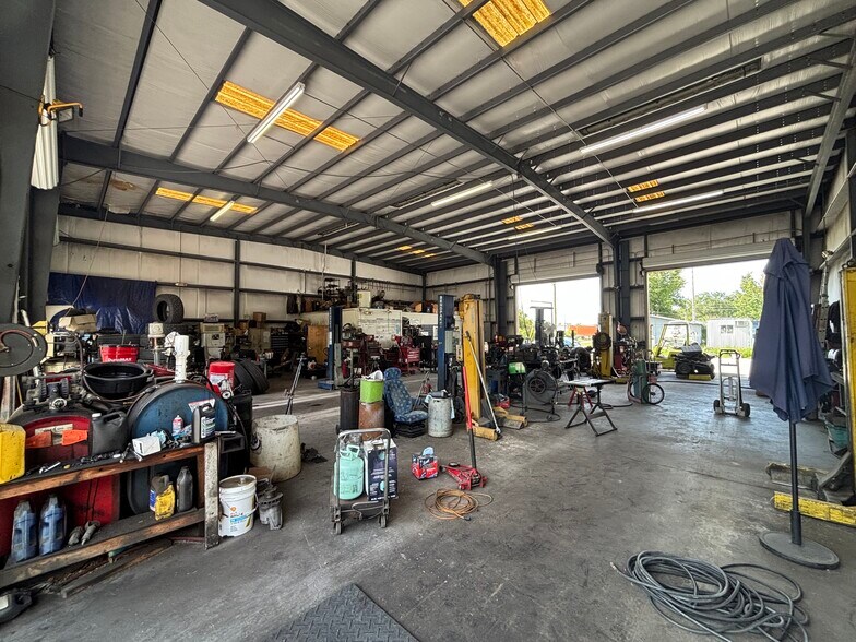 More Photos Of 1216 E Story Rd, Winter Garden Warehouse For Sale