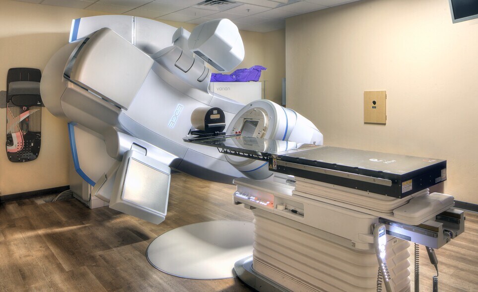 More Photos Of 3700 E Fort Lowell Rd, Tucson Freestanding For Sale