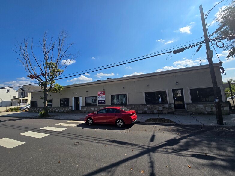 More Photos Of 400 Otter St, Bristol General Retail For Sale