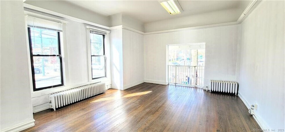More Photos Of 93 Whitney Ave, New Haven Storefront Retail Residential For Lease