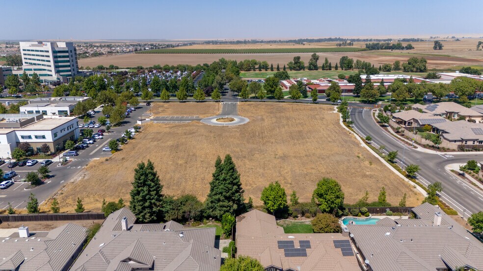 More Photos Of 500 Mercy Avenue, Merced Land For Sale
