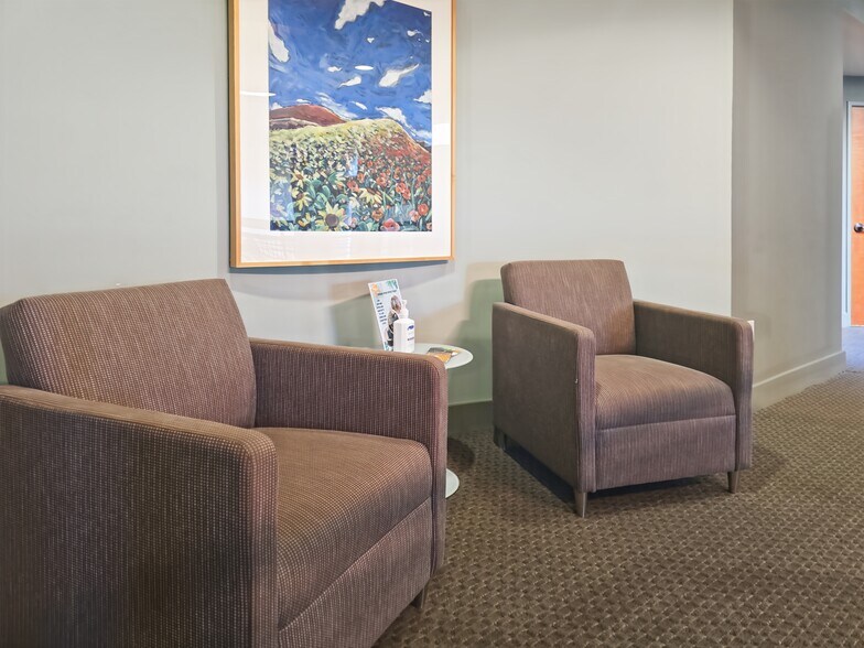 More Photos Of 8215 Sw Tualatin Sherwood Rd, Tualatin Coworking Space