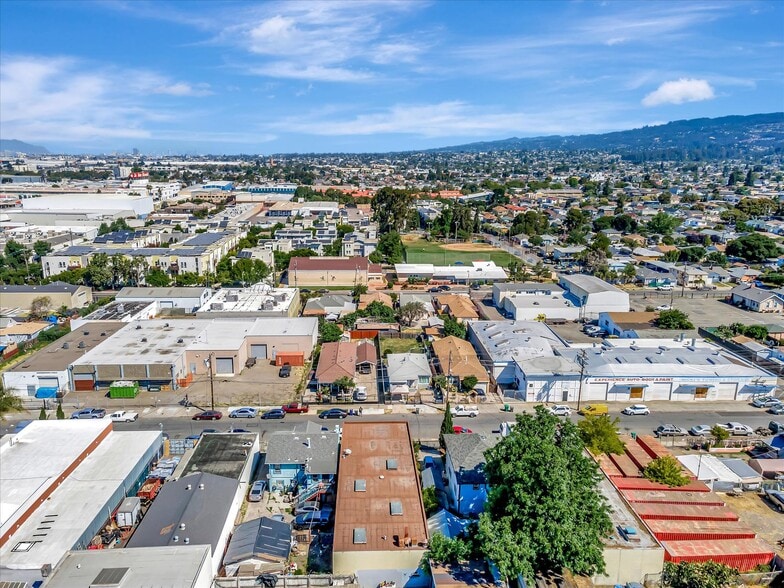 More Photos Of 954 86th Ave, Oakland Manufacturing For Sale