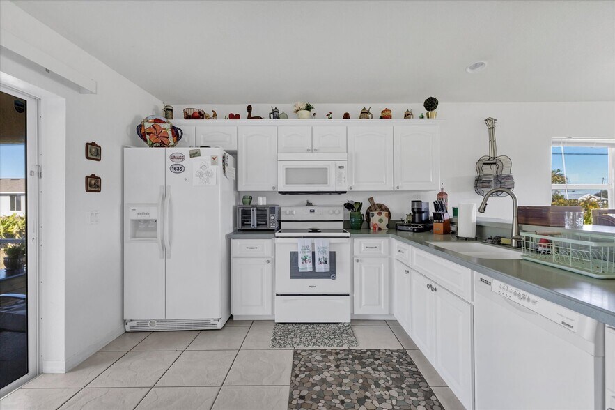 More Photos Of 230 Rotonda Blvd W, Rotonda West Multifamily For Sale