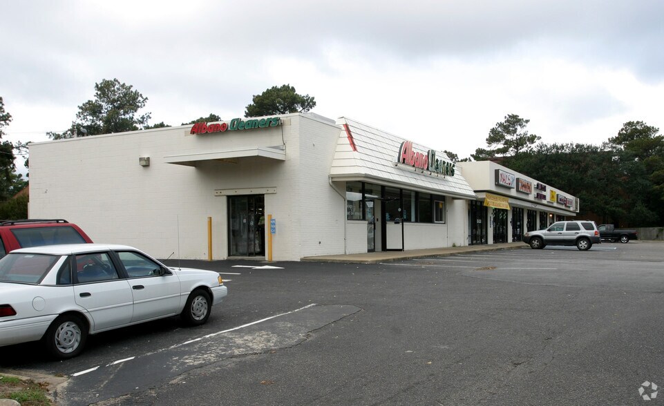 More Photos Of 3025-3053 Shore Dr, Virginia Beach Unknown For Lease