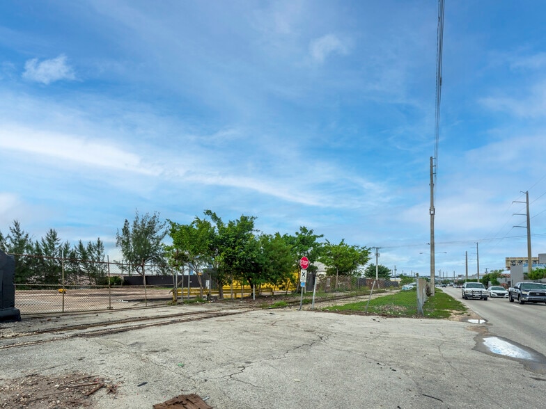 More Photos Of 3440 NW North River Dr, Miami Land For Sale