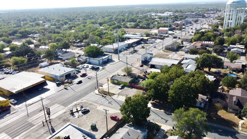 More Photos Of 3017 Pleasanton Rd, San Antonio Restaurant For Sale