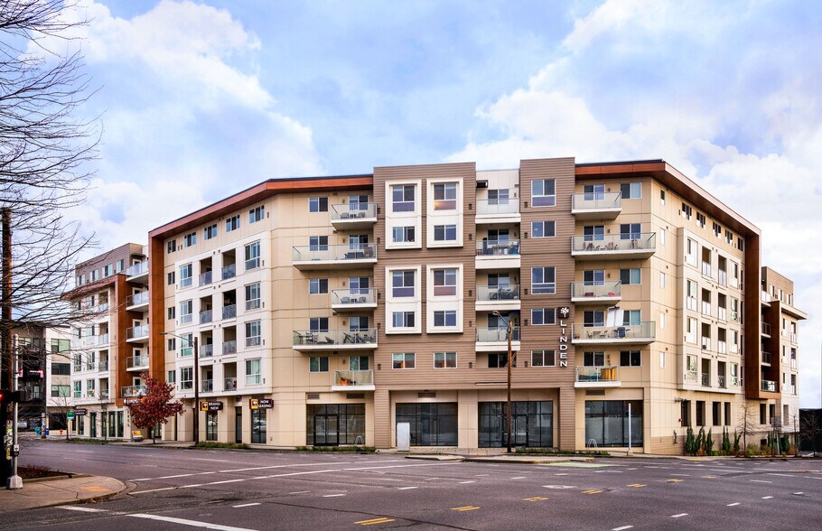 More Photos Of 1250 E Burnside St, Portland Apartments For Lease