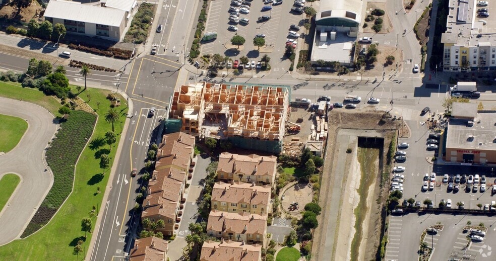 More Photos Of 889 Mc Lellan Dr S, South San Francisco Apartments For Sale