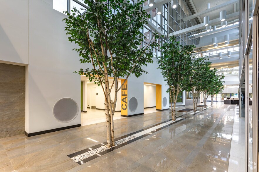 More Photos Of 200 Galleria Officentre, Southfield Office For Lease