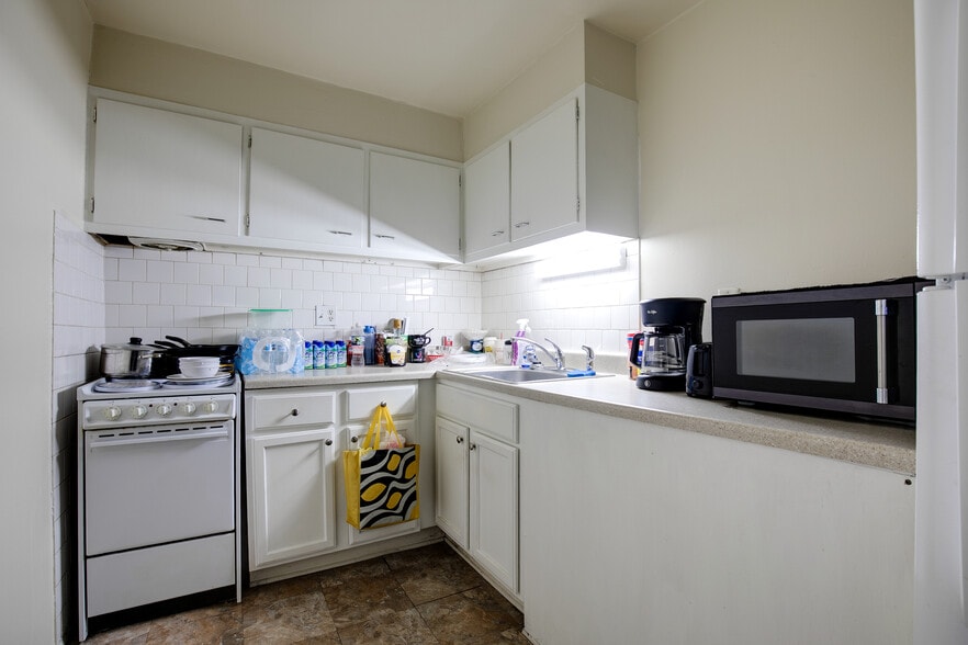 More Photos Of 3618 Chamberlayne Ave, Richmond Apartments For Sale