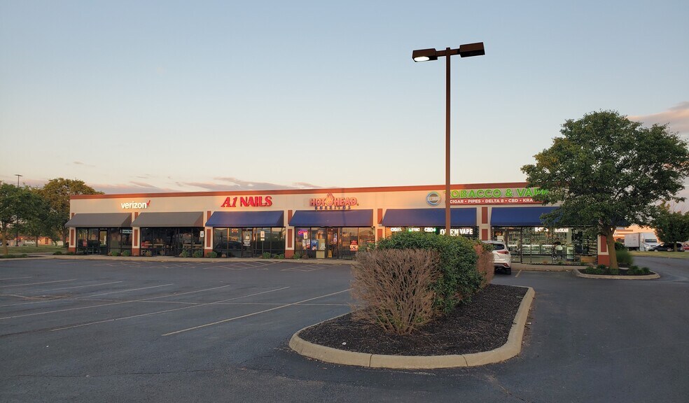 More Photos Of 1371-1379 Leesburg Ave, Washington Court House Storefront Retail Office For Sale