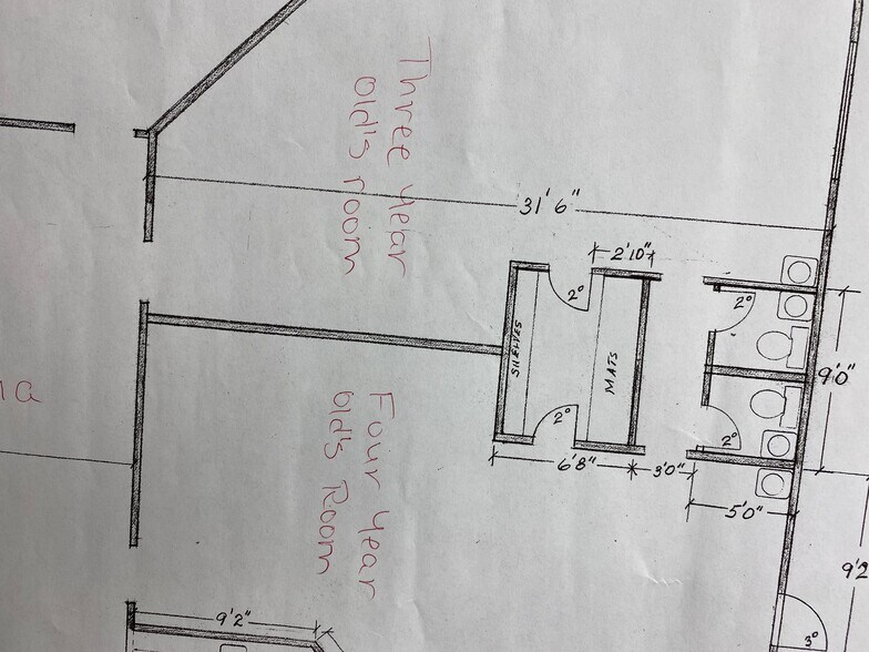 More Photos Of 3421 E Walnut St, Pearland Daycare Center For Sale