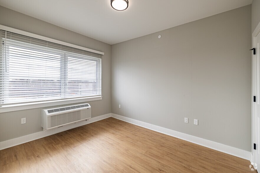 More Photos Of 1 E Main St, Bound Brook Apartments For Lease