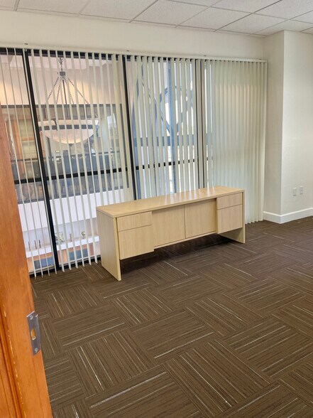 More Photos Of 15433 N Tatum Blvd, Phoenix Medical For Lease