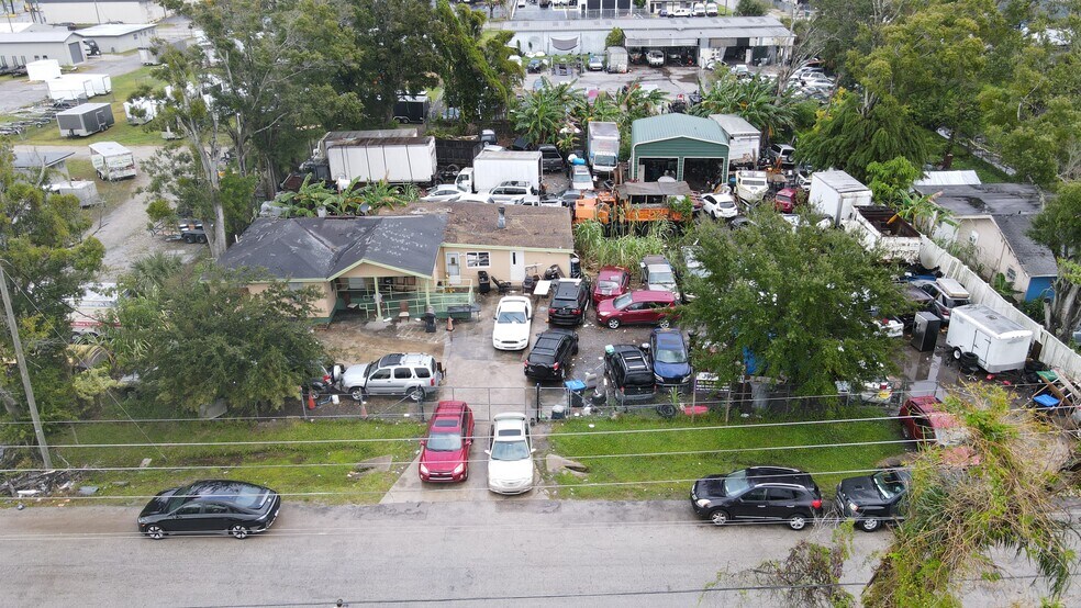 Primary Photo Of 655 Barry St, Orlando Auto Repair For Sale