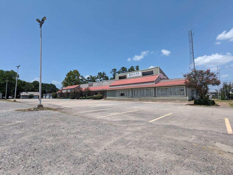 More Photos Of 11261 Highway 12, Orange Freestanding For Sale