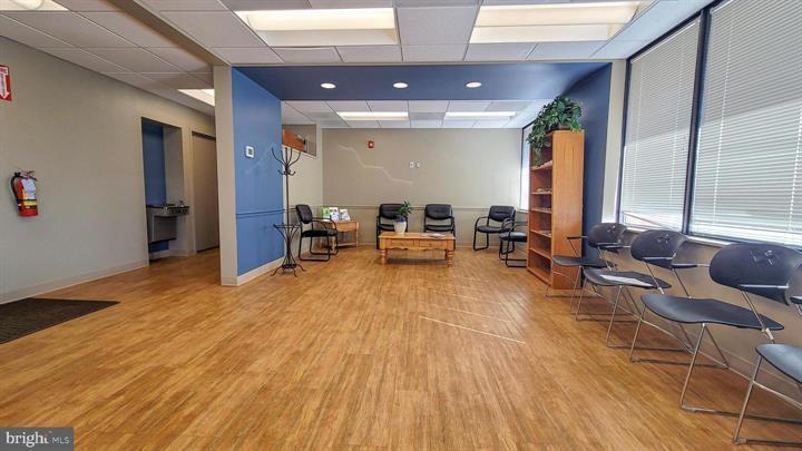 More Photos Of 2050 Old Bridge Rd, Woodbridge Medical For Sale