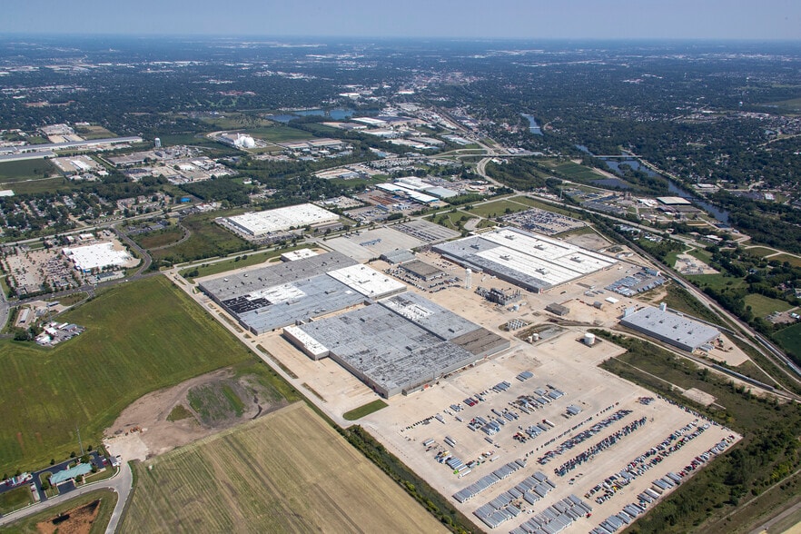 More Photos Of 325 State Route 31, Montgomery Unknown For Lease