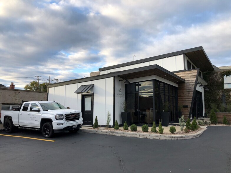 More Photos Of 206 N Main St, Wheaton Storefront Retail Office For Sale