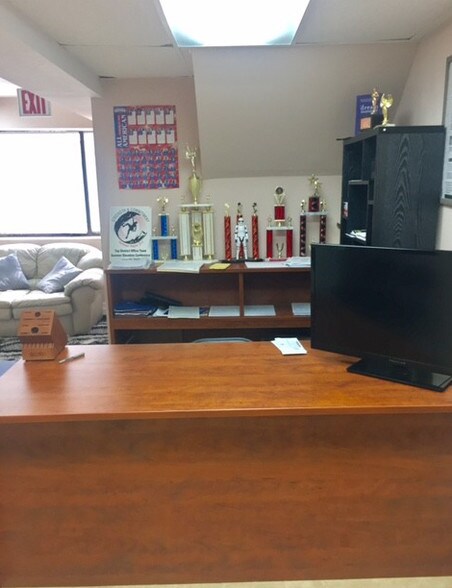 More Photos Of 97 Guyon Ave, Staten Island Storefront Retail Office For Lease