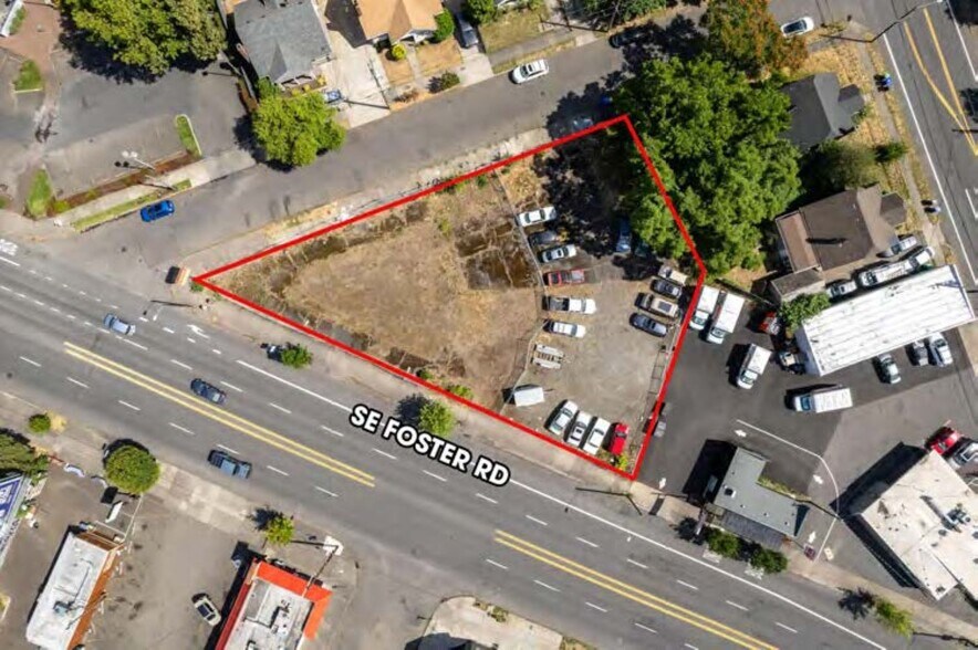 More Photos Of 5150 SE Lafayette St, Portland Land For Lease