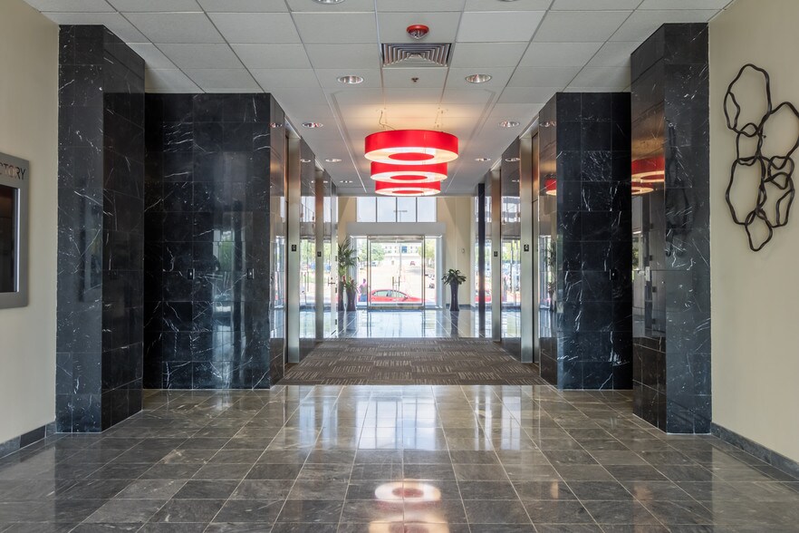 More Photos Of 1250 E Copeland Rd, Arlington Office For Lease